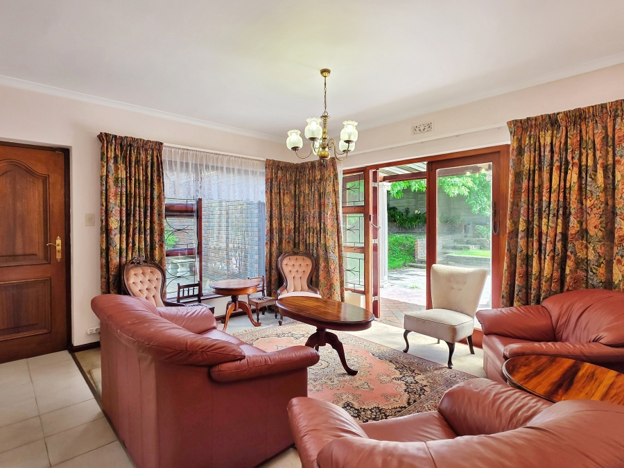 3 Bedroom Property for Sale in Constantia Western Cape